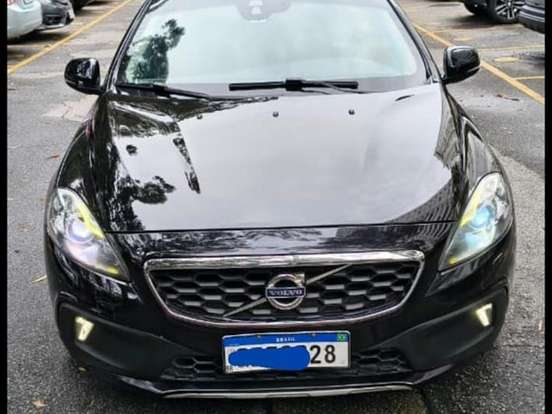 VOLVO-V40-2.0 T5 CROSS COUNTRY AWD TURBO GASOLINA 4P AUTOMÁTICO VOLVO-V40-2015