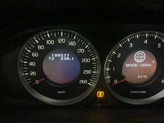 VOLVO-XC60-2.0 T5 COMFORT FWD TURBO GASOLINA 4P AUTOMÁTICO VOLVO-XC60-2012