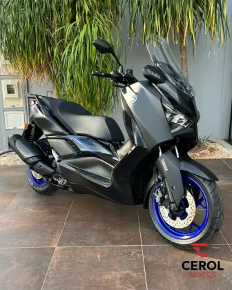 YAMAHA XMAX 300 CONNECTED ABS YAMAHA XMAX 300 CONNECTED ABS