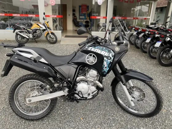 YAMAHA XTZ 250 TÉNÉRÉ 