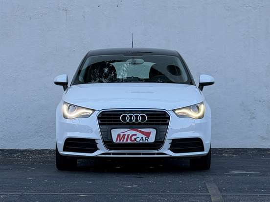 AUDI-A1-2014