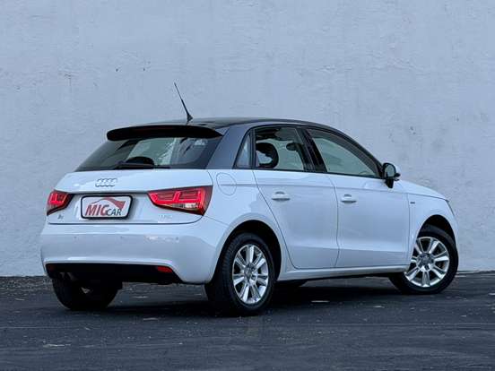 AUDI-A1-2014