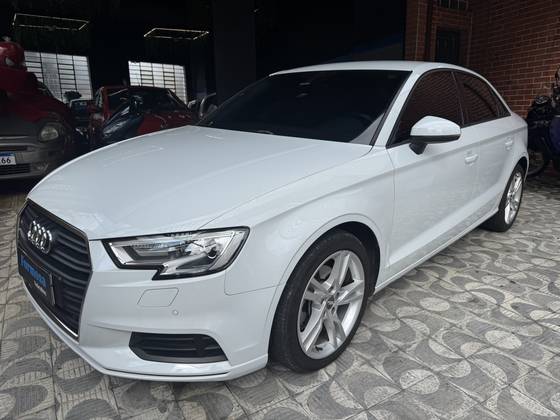 AUDI A3 1.4 TFSI FLEX SEDAN PRESTIGE TIPTRONIC