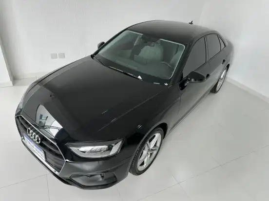 AUDI-A4-2021