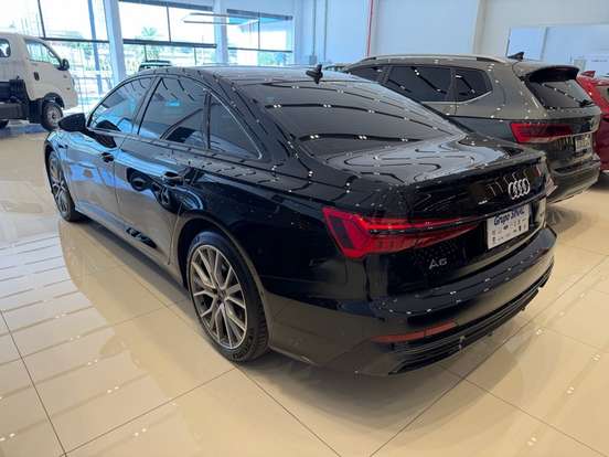 AUDI-A6-2021