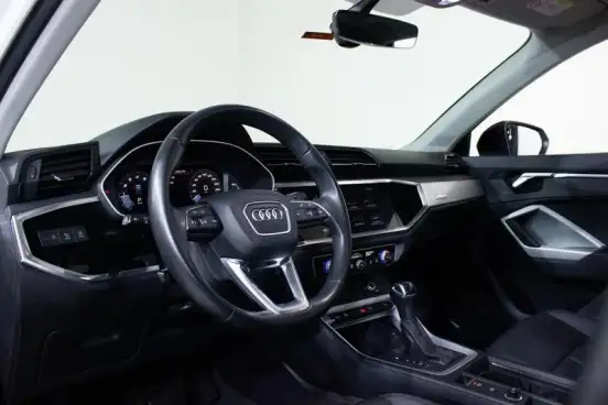 AUDI-Q3-1.4 35 TFSI GASOLINA PRESTIGE PLUS S TRONIC AUDI-Q3-2021