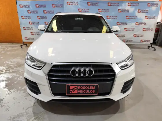 AUDI Q3 1.4 TFSI AMBITION GASOLINA 4P S TRONIC AUDI Q3 1.4 TFSI AMBITION GASOLINA 4P S TRONIC