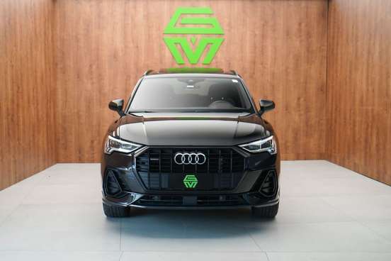 AUDI-Q3-2023