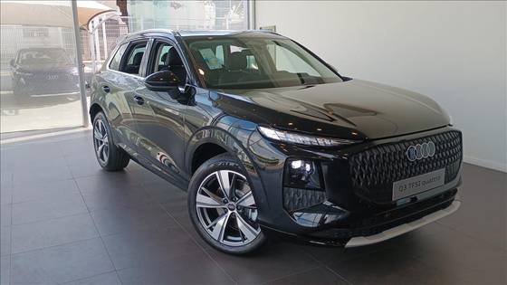 AUDI Q3 2.0 TFSI GASOLINA LAUNCH EDITION QUATTRO S TRONIC
