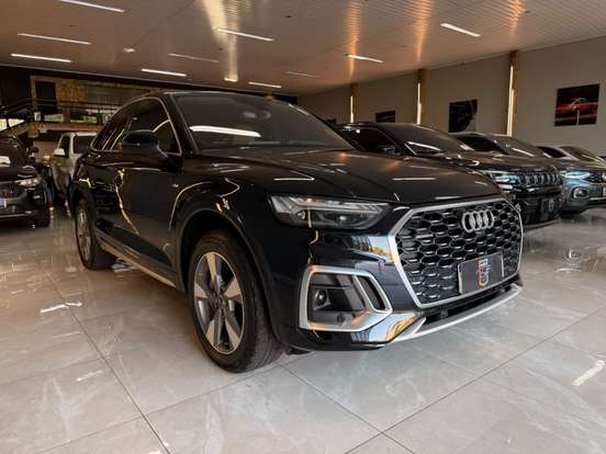 AUDI-Q5-2023