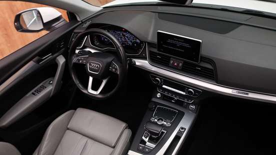 AUDI-Q5-2018