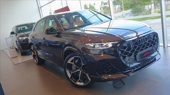AUDI RS Q8 4.0 V8 TWINTURBO GASOLINA PERFORMANCE TIPTRONIC