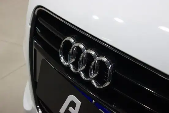 AUDI-TT-2012