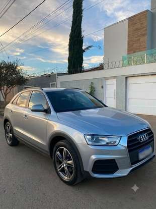 AUDI-Q3-2015
