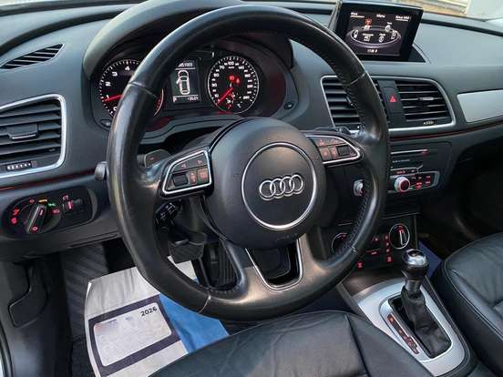 AUDI-Q3-2015