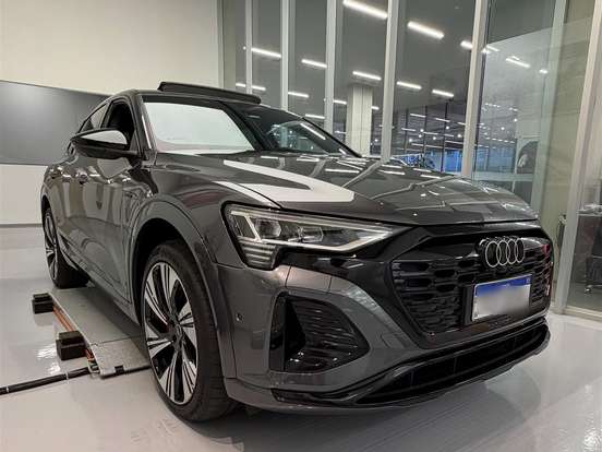 AUDI-Q8 E-TRON-55 ELÉTRICO SPORTBACK PERFORMANCE BLACK QUATTRO AUDI-Q8 E-TRON-2023
