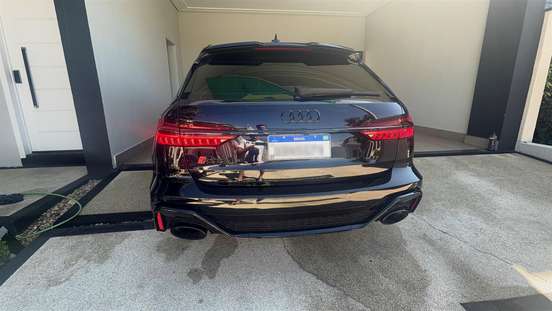 AUDI-RS6-2024