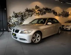 BMW 320i 2.0 16V GASOLINA 4P AUTOMÁTICO BMW 320i 2.0 16V GASOLINA 4P AUTOMÁTICO