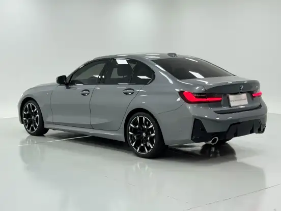 BMW-320i-2025