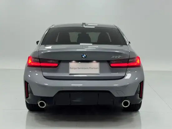BMW-320i-2.0 16V TURBO FLEX M SPORT AUTOMÁTICO BMW-320i-2025