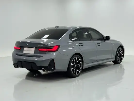 BMW-320i-2025
