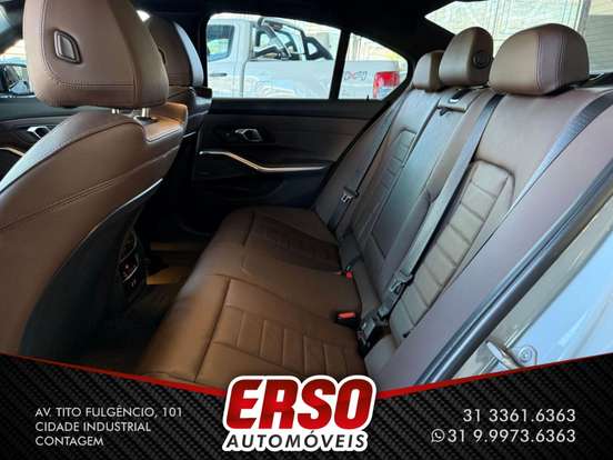 BMW-320i-2023