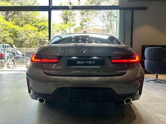 BMW-320i-2026