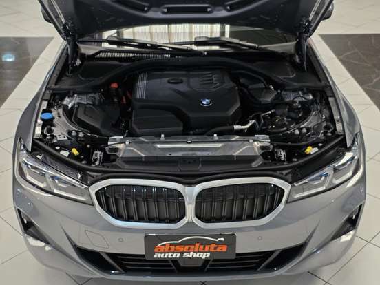 BMW-320i-2025