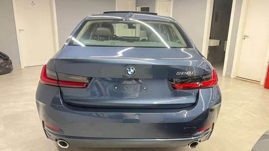 BMW-320i-2026
