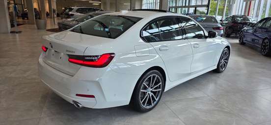 BMW-320i-2026