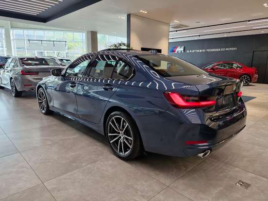 BMW-320i-2026