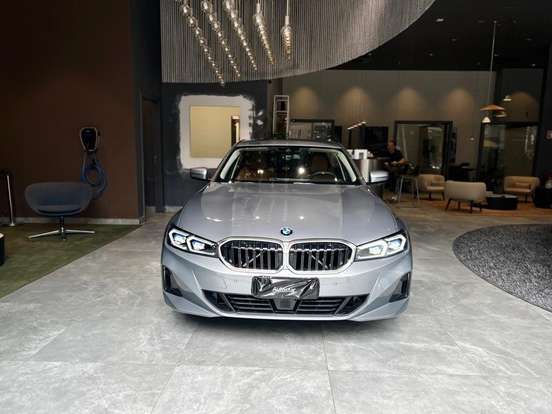 BMW-320i-2026