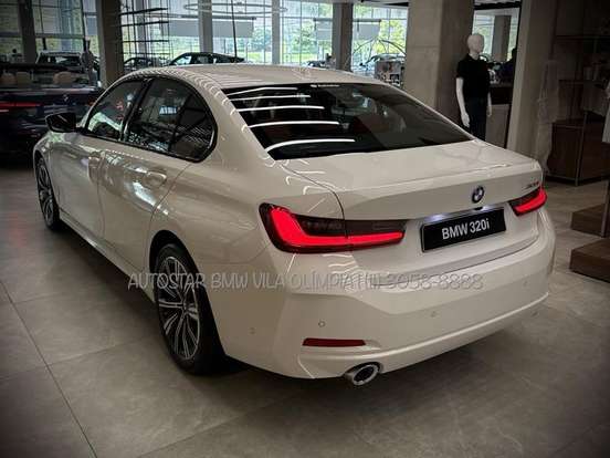 BMW-320i-2026