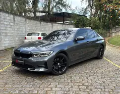 BMW 320i 2.0 16V TURBO GASOLINA SPORT AUTOMÁTICO BMW 320i 2.0 16V TURBO GASOLINA SPORT AUTOMÁTICO