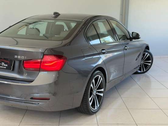 BMW-320i-2.0 SPORT GP 16V TURBO ACTIVE FLEX 4P AUTOMÁTICO BMW-320i-2018