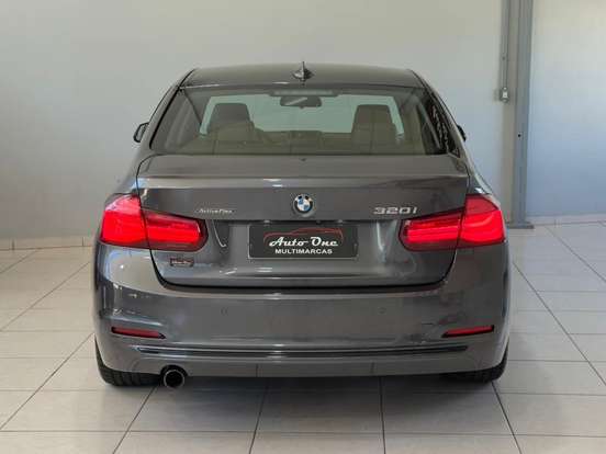 BMW-320i-2.0 SPORT GP 16V TURBO ACTIVE FLEX 4P AUTOMÁTICO BMW-320i-2018