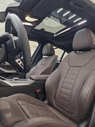 BMW-330e-2025