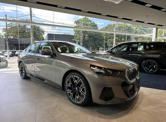 BMW 530e 2.0 TWINPOWER PHEV M SPORT AUTOMÁTICO