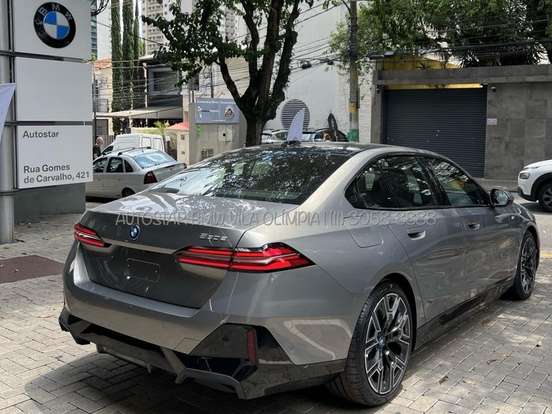 BMW-530e-2.0 TWINPOWER PHEV M SPORT AUTOMÁTICO BMW-530e-2025