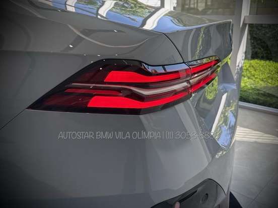 BMW-530e-2025