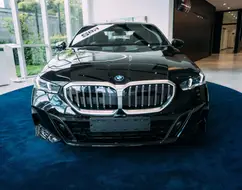 BMW 530e 2.0 TWINPOWER PHEV M SPORT AUTOMÁTICO BMW 530e 2.0 TWINPOWER PHEV M SPORT AUTOMÁTICO