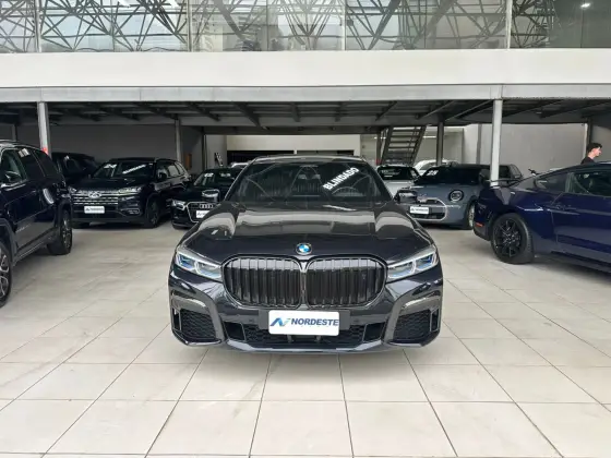BMW 745Le 3.0 TWINPOWER HÍBRIDO M SPORT AUTOMÁTICO