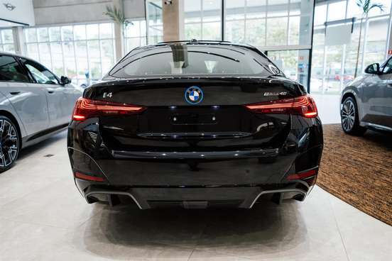 BMW-I4-2024