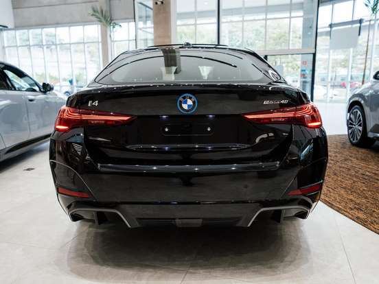BMW-I4-ELÉTRICO eDRIVE40 M SPORT BMW-I4-2024