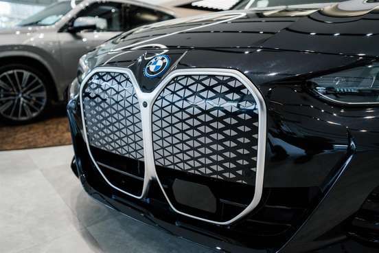 BMW-I4-2024