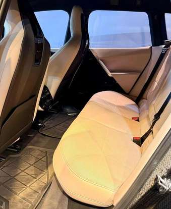 BMW-iX-2022