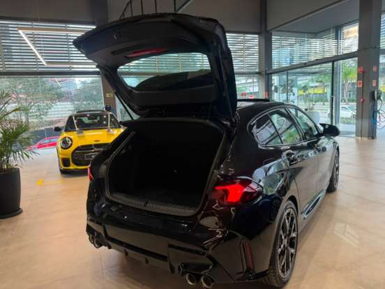 BMW-M 135i-2.0 16V TURBO GASOLINA XDRIVE STEPTRONIC BMW-M 135i-2025