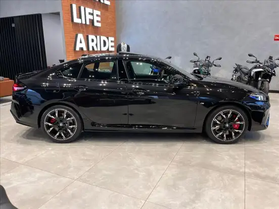 BMW-M 235i-2025