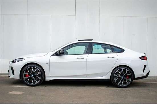 BMW-M 235i-2025
