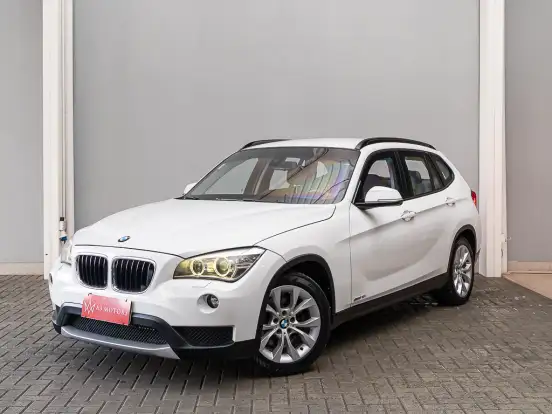 BMW-X1-2.0 16V GASOLINA SDRIVE18I 4P AUTOMÁTICO BMW-X1-2013